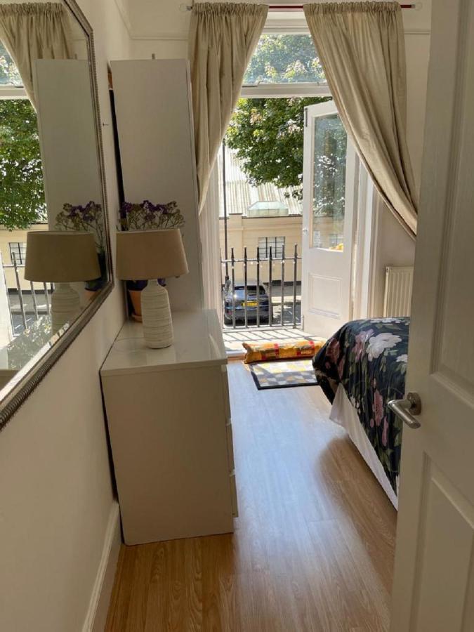 Appartement Lovely 3 Bedrooms, 2 Bath, Balcony Mansion Block, Hyde Park, Oxford Street, Maida Vale, Paddington W9 *