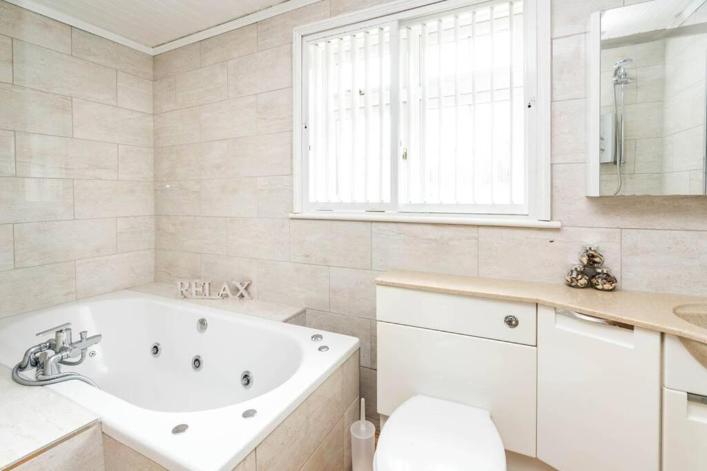 Holiday home Jones Real Escapes Retreat