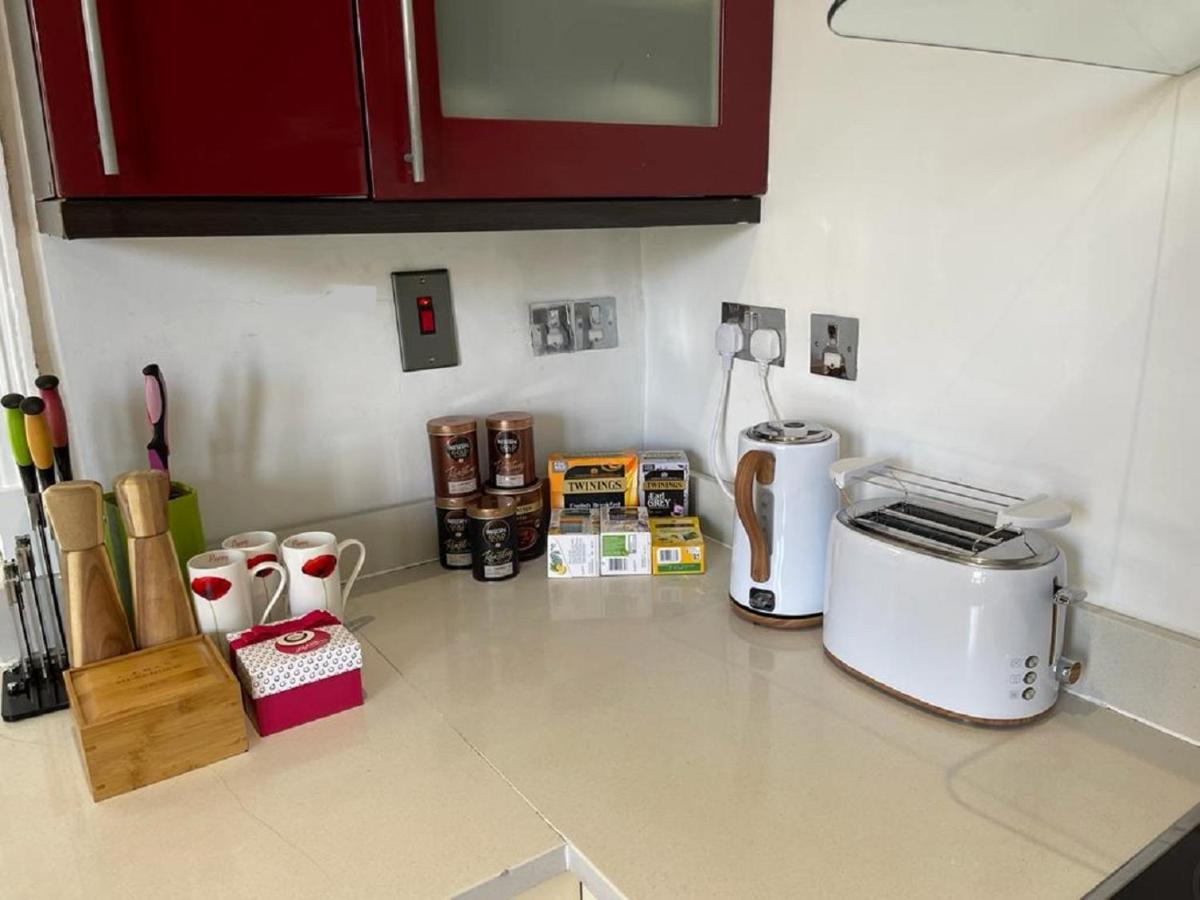 Lovely 3 Bedrooms, 2 Bath, Balcony Mansion Block, Hyde Park, Oxford Street, Maida Vale, Paddington W9 Appartement