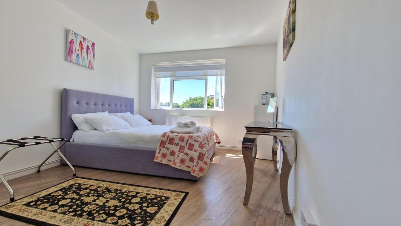 Modern 2-bedroom Flat Near Chelsea Apartment *