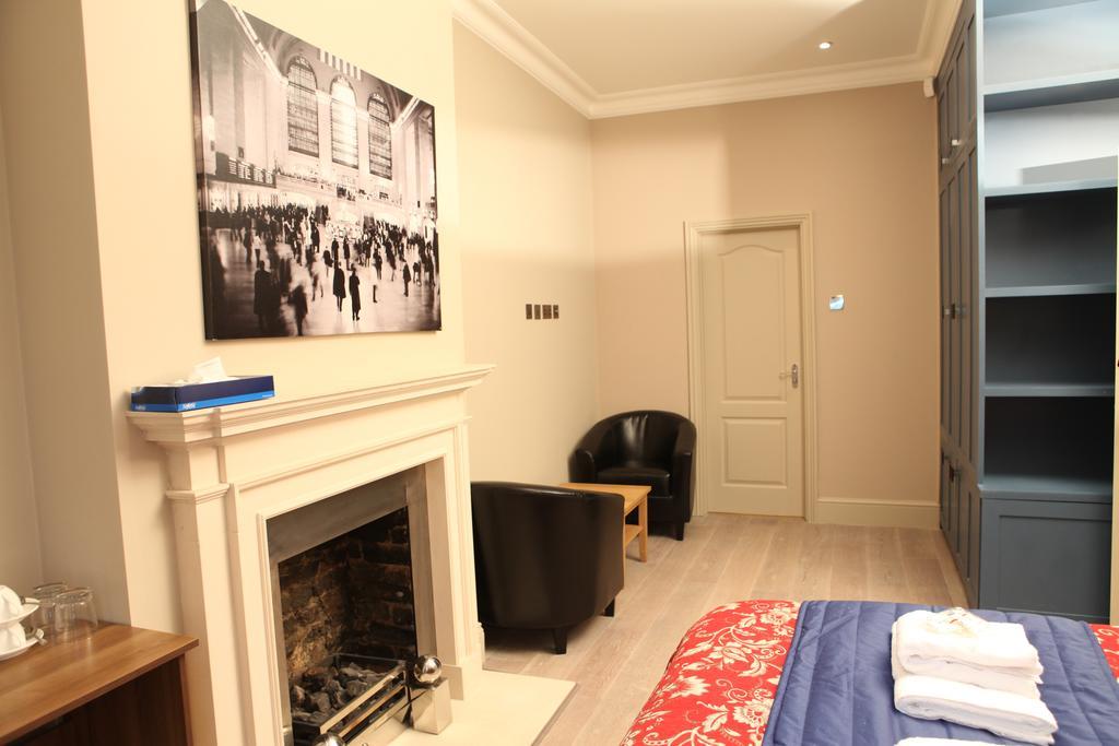 Metro Star 3* London