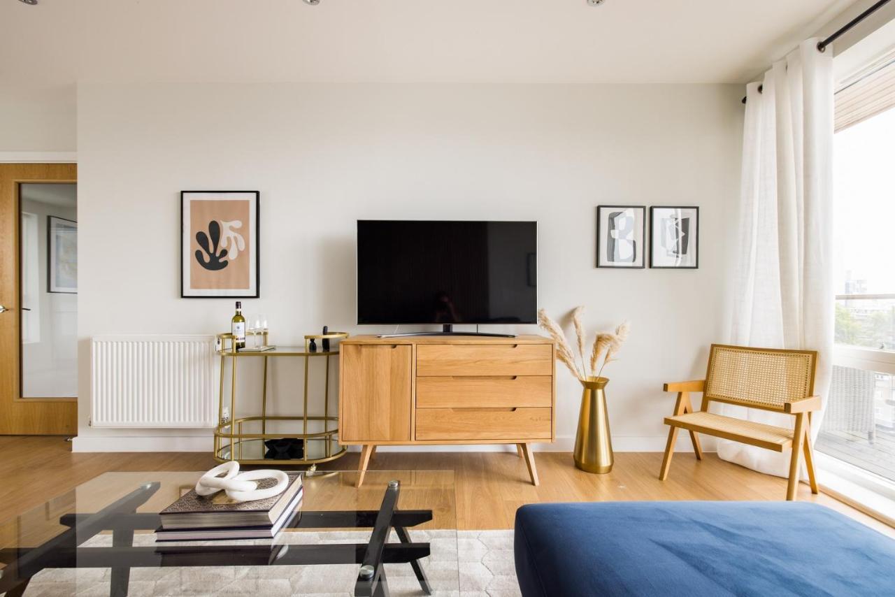 The Limehouse Classic - Endearing 2bdr Flat With Balcony