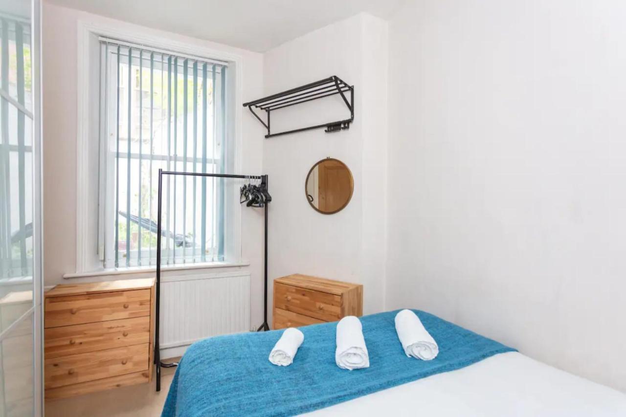 Cosy 2 Bedroom In With Garden * Londen