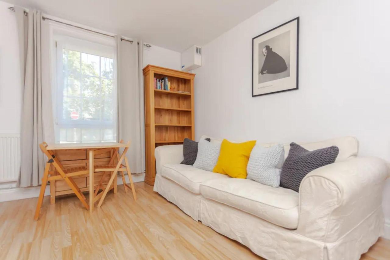 Fabulous 2 Bedroom In Bridge Apartment *