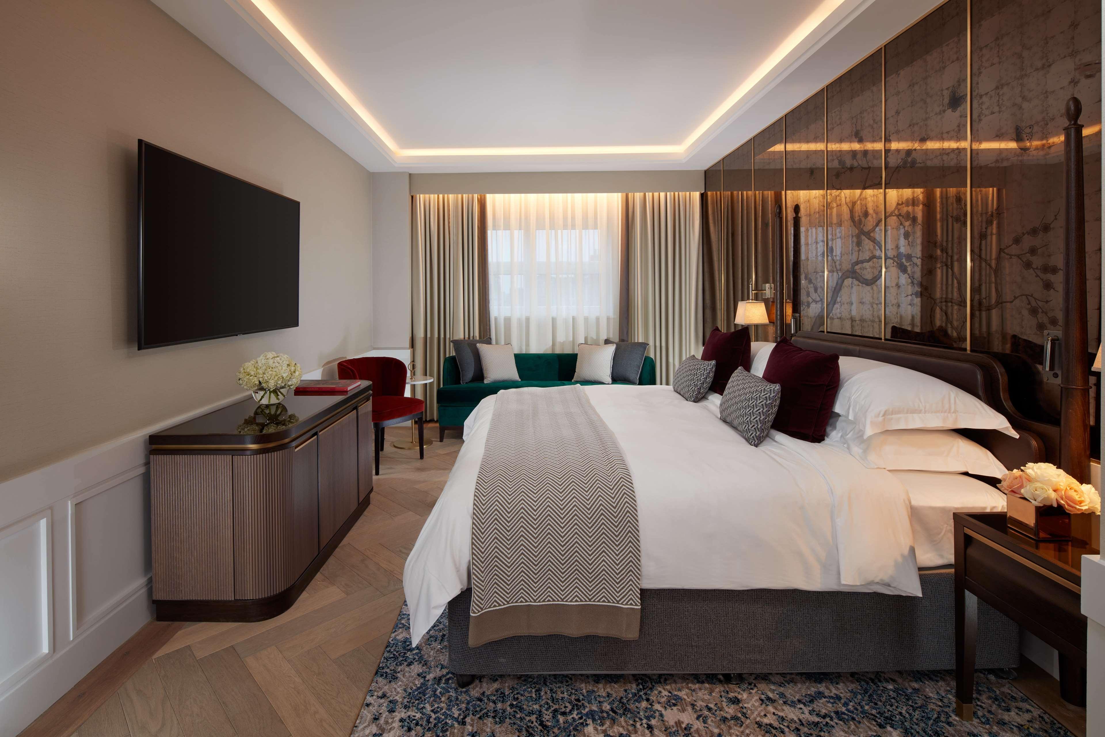 The Biltmore Mayfair 5*