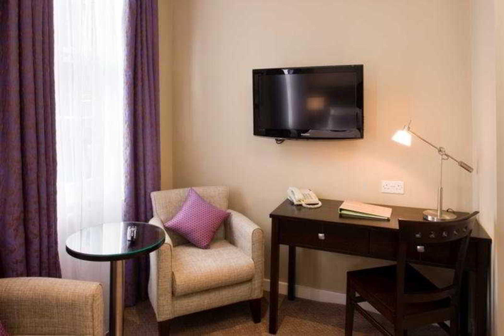 Hotel Berjaya Eden Park 3*