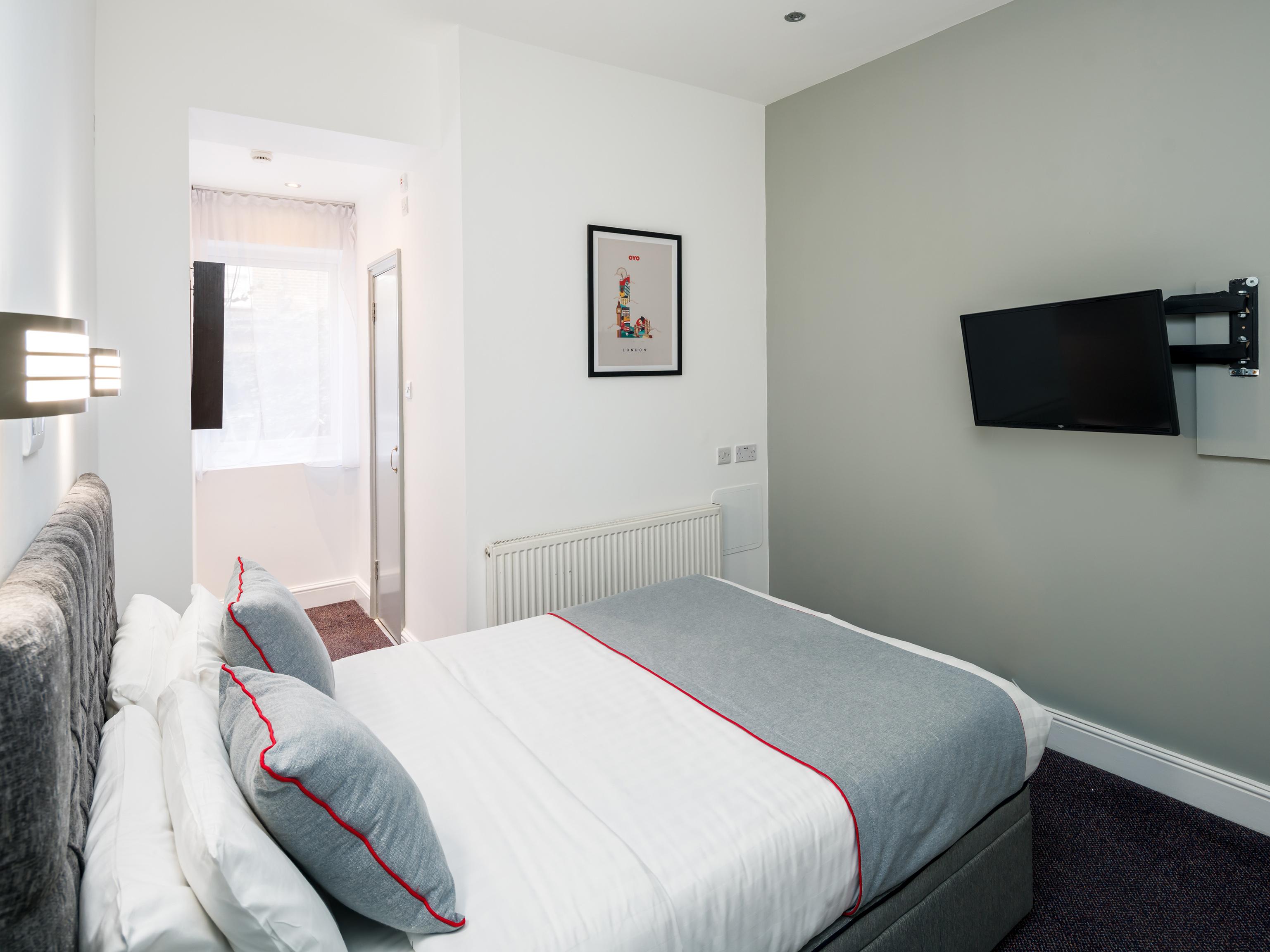 Apollo Kings Cross Hotel 3*