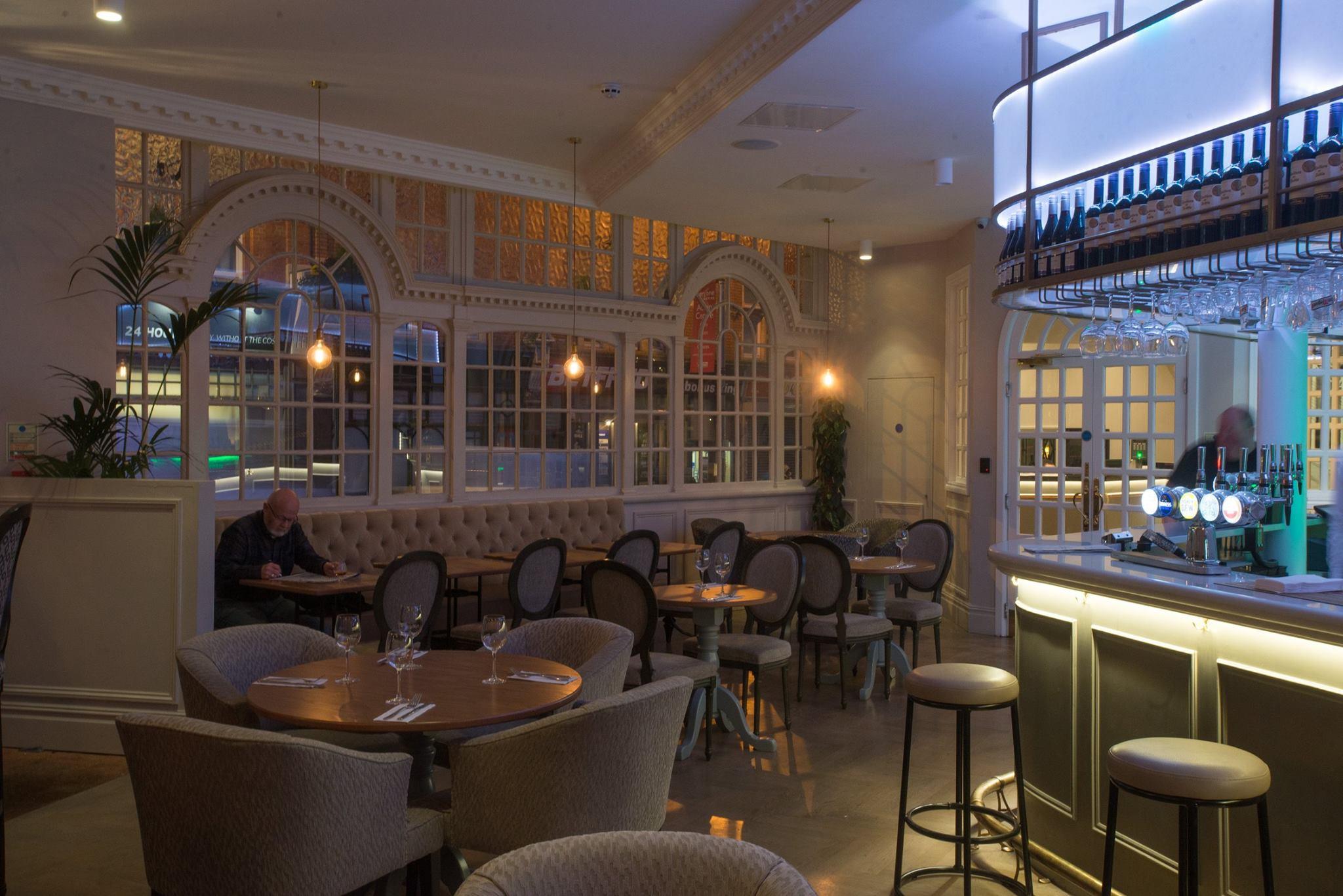 The Kings Head Hotel 4* London