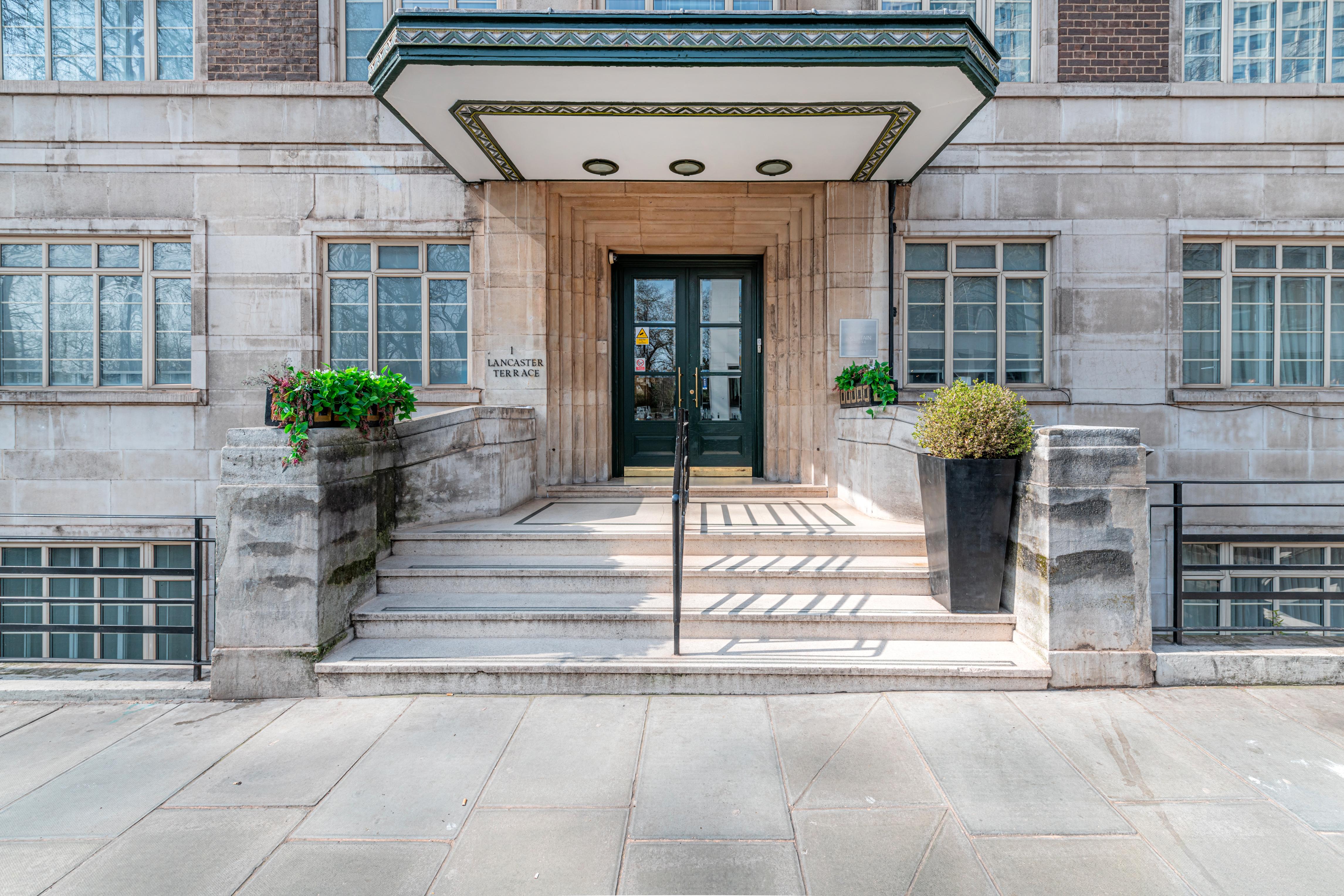 Fountain House - London
