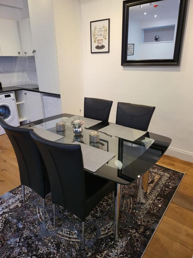 Classy Flat In Fulham Apartment