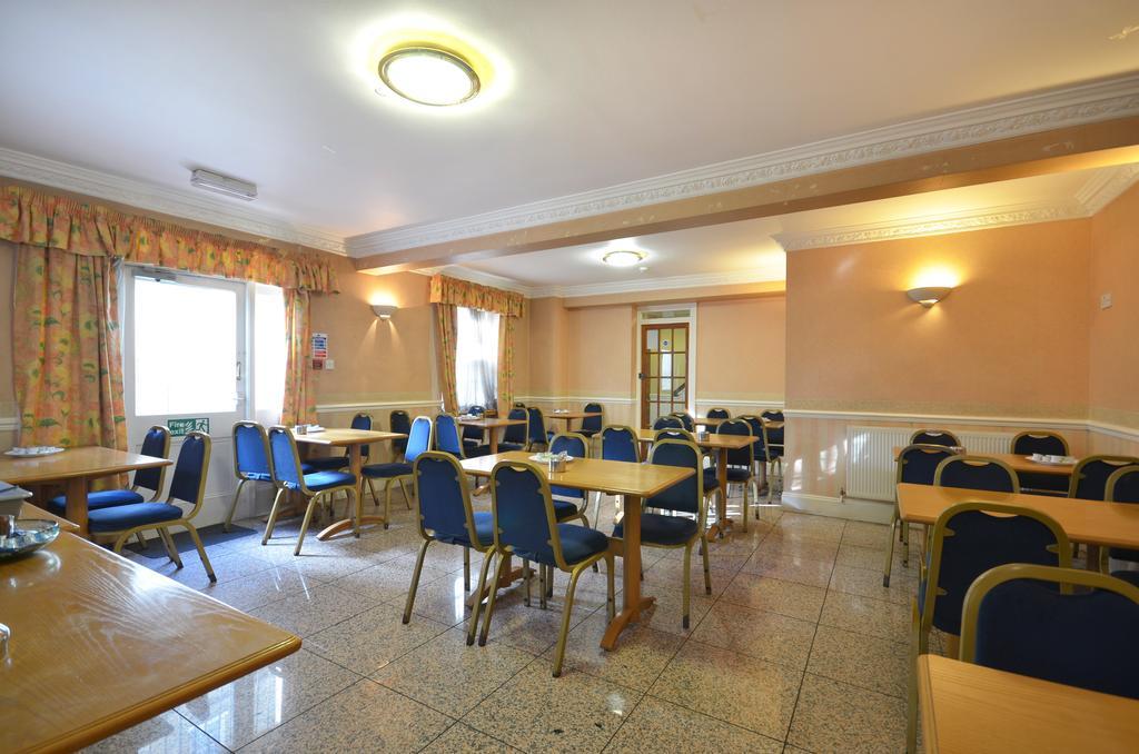 White House Hotell 2*