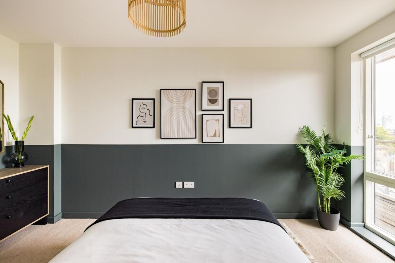 The Limehouse Classic - Endearing 2bdr Flat With Balcony Apartment London