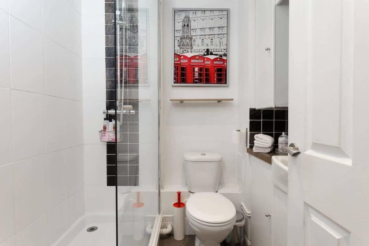 Stylish Studio Near Notting Hill Station! * Londres