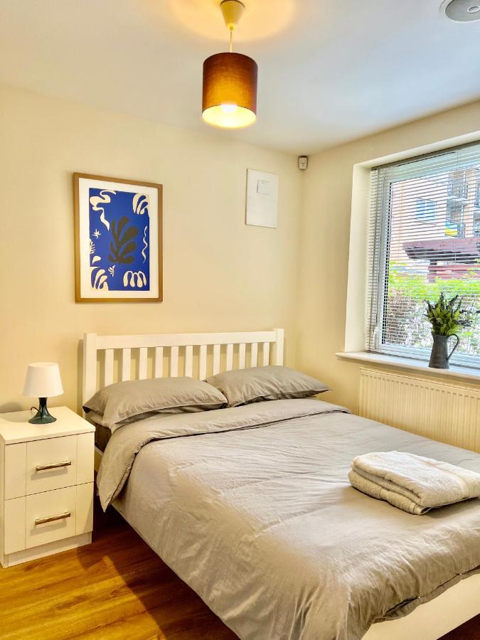 Luxury 3 Bedroom Riverside - Canary Wharf & The O2 Arena * Londen