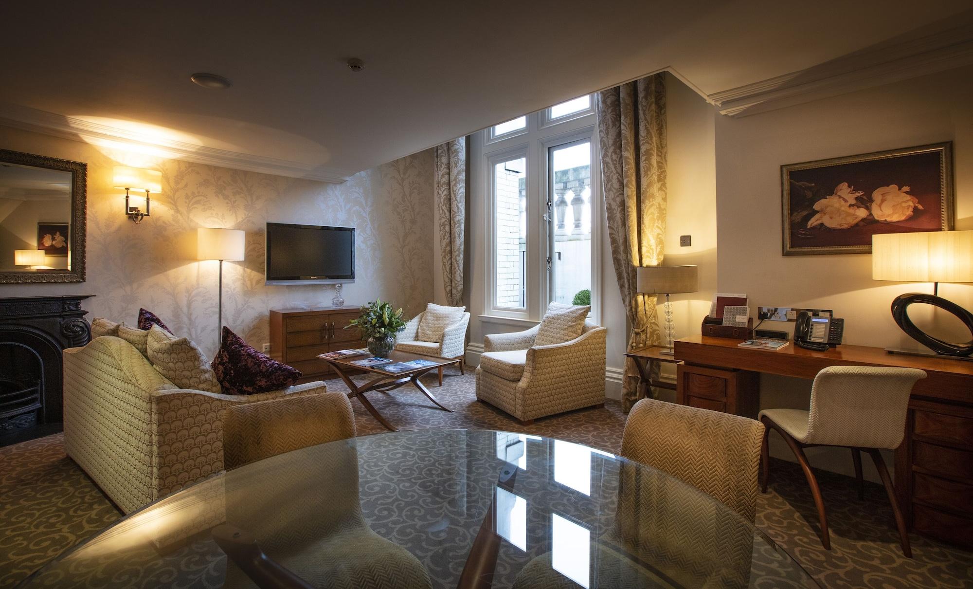 Hotel The Royal Horseguards Hotel, London