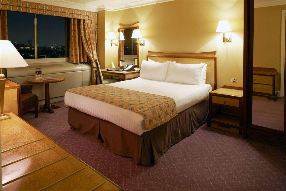 Copthorne Tara Kensington Hotel