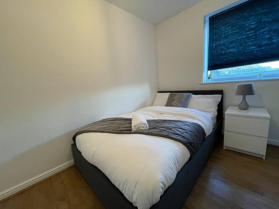 Lovely 2-bed Flat Along The River Thames Leilighet *
