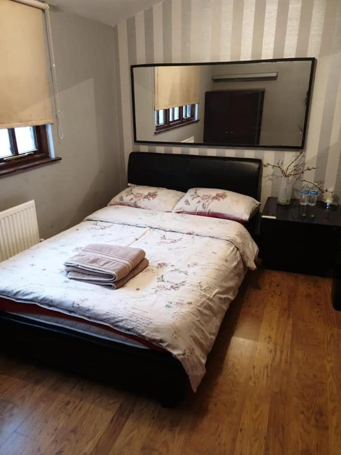Master Near Heathrow Accommodatie bij particulieren Londen
