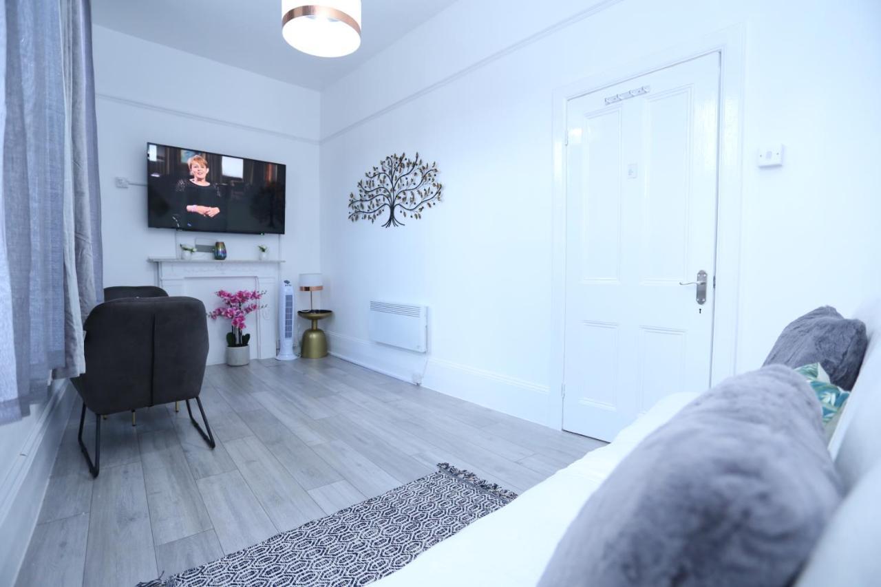 Town Apartment- Lewisham