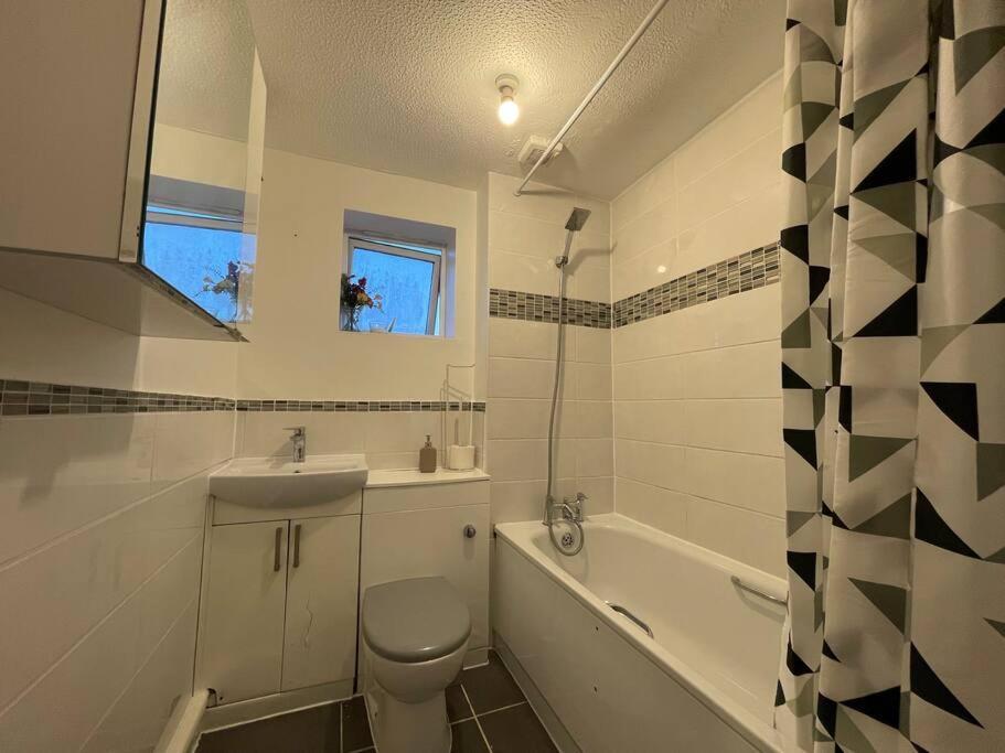Leilighet Lovely 2-bed Flat Along The River Thames London