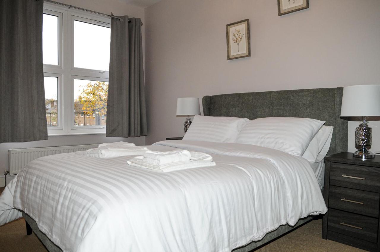 Apartamento Luxury 5 Star - Parking, Garden, Nr Greater Metro Stations *