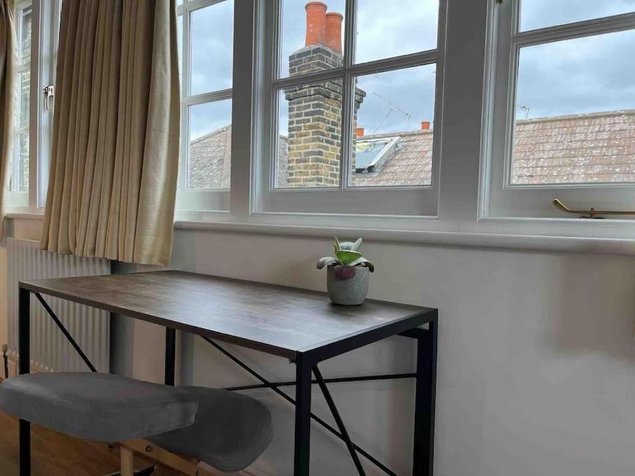Cb53 Tower Bridge Townhouse 2 Bathrooms & Free Parking Сasa de vacaciones Londres