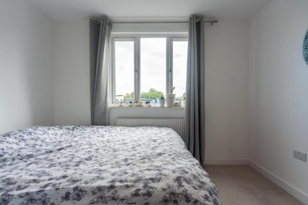 Lovely Penthouse Near Canary Wharf Leilighet *