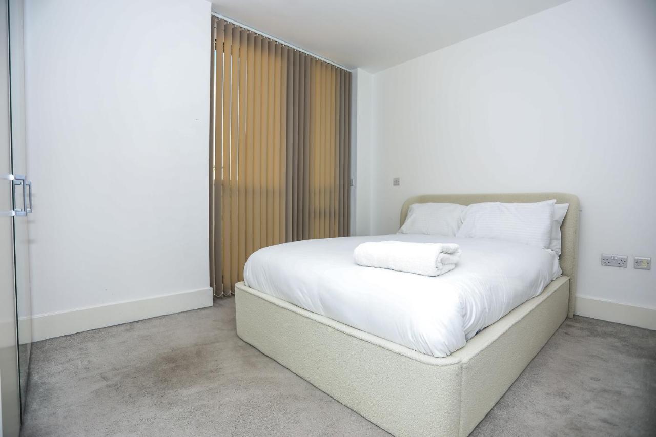 Luxury 2 Bed Woolwich Arsenal Apartment London