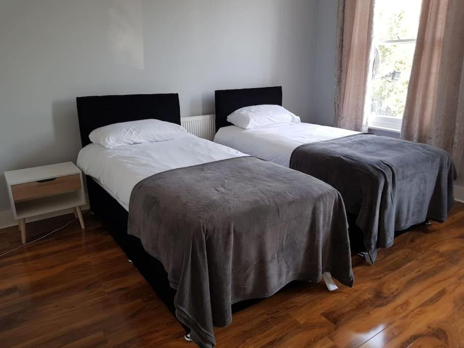 London. Gorgeous 2 Bed Flat Near Olympic Park. Apartment *