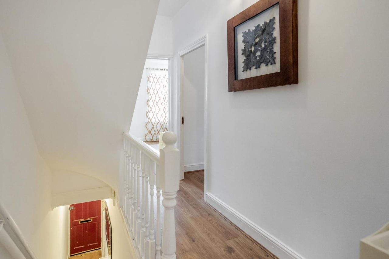 Appartement Entire Lovely Family With Parking, Wifi, Netflix, Self Check-in