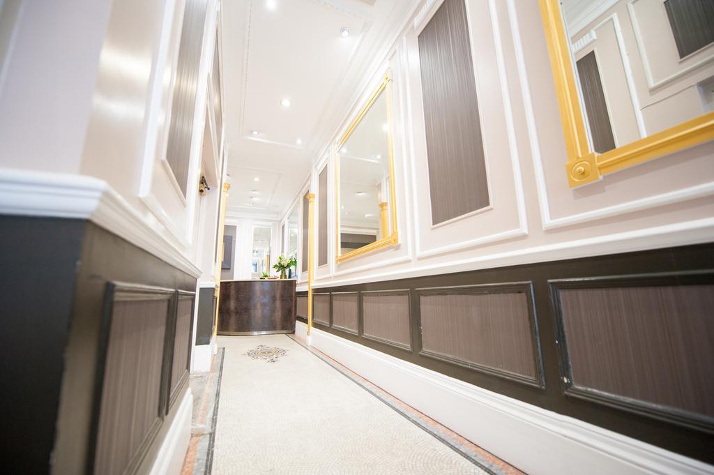 Knightsbridge 4* London