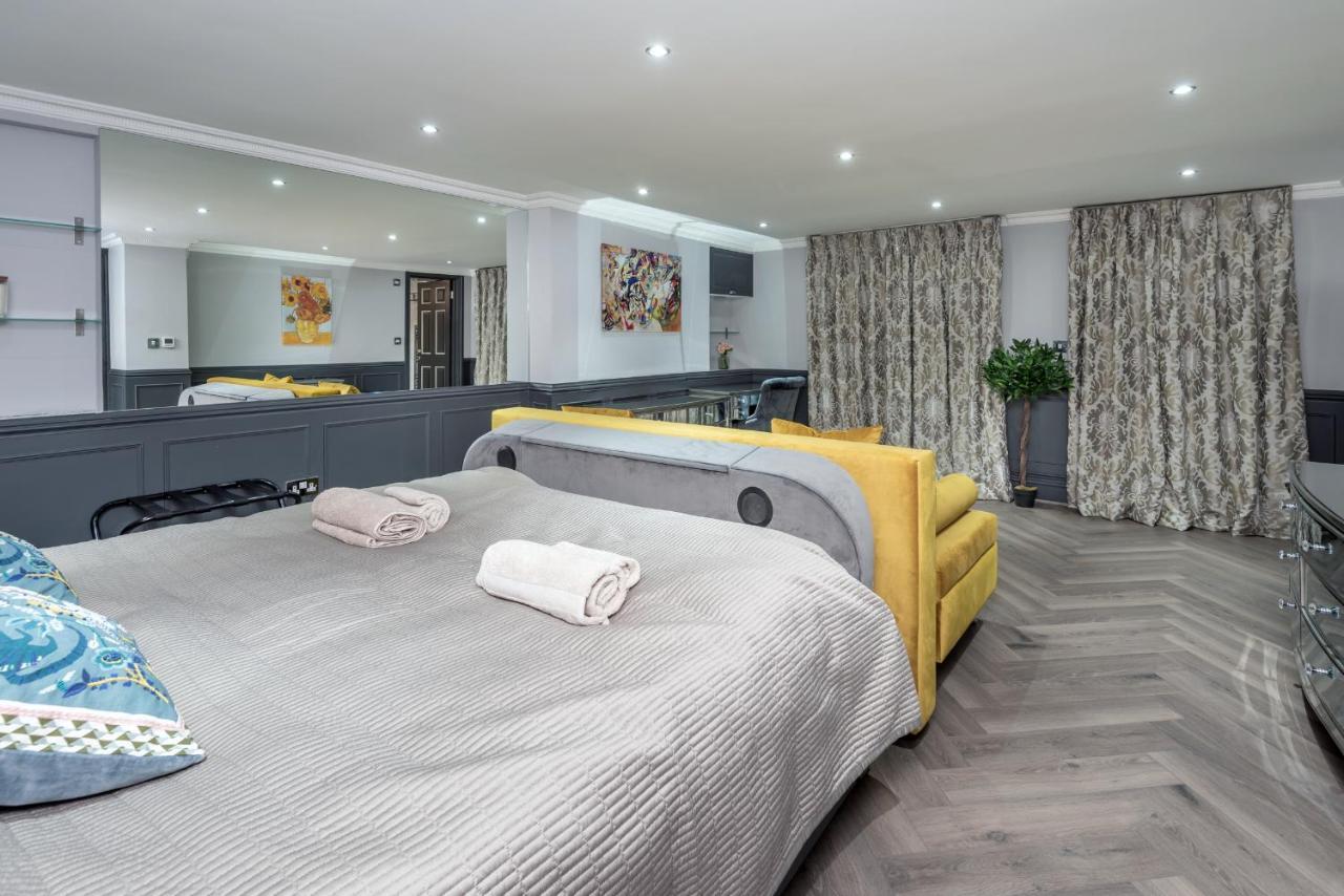 The House - Entire Londen