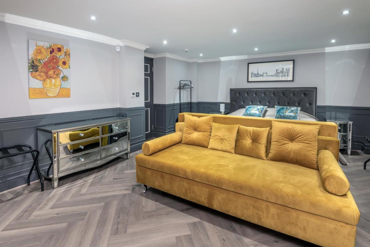 The House - Entire Villa Londen