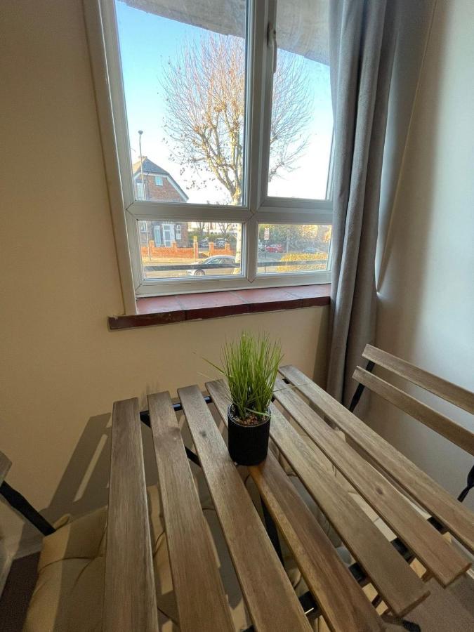 Willesden Homestay *