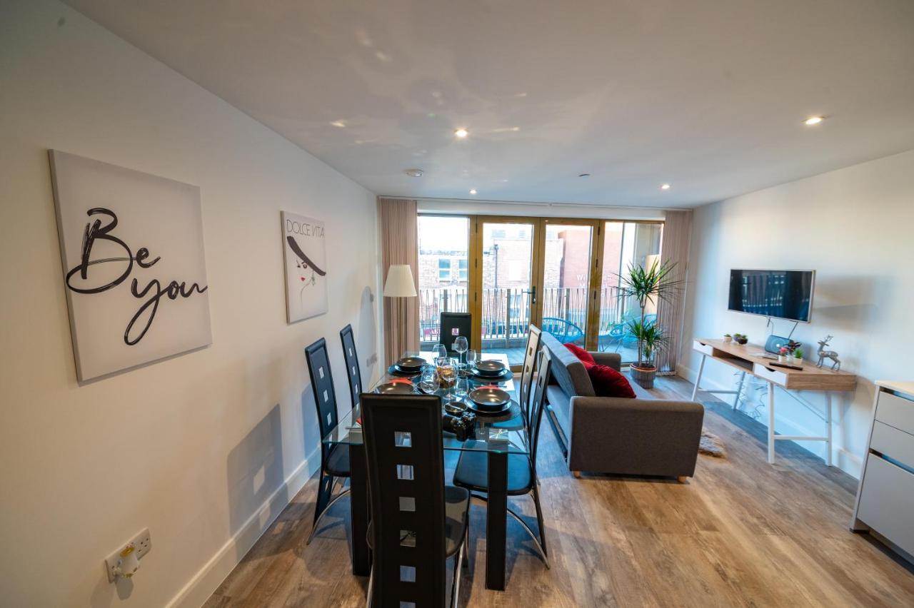 Lux 2 Bedrooms - 2 Bathrooms - F7 * London