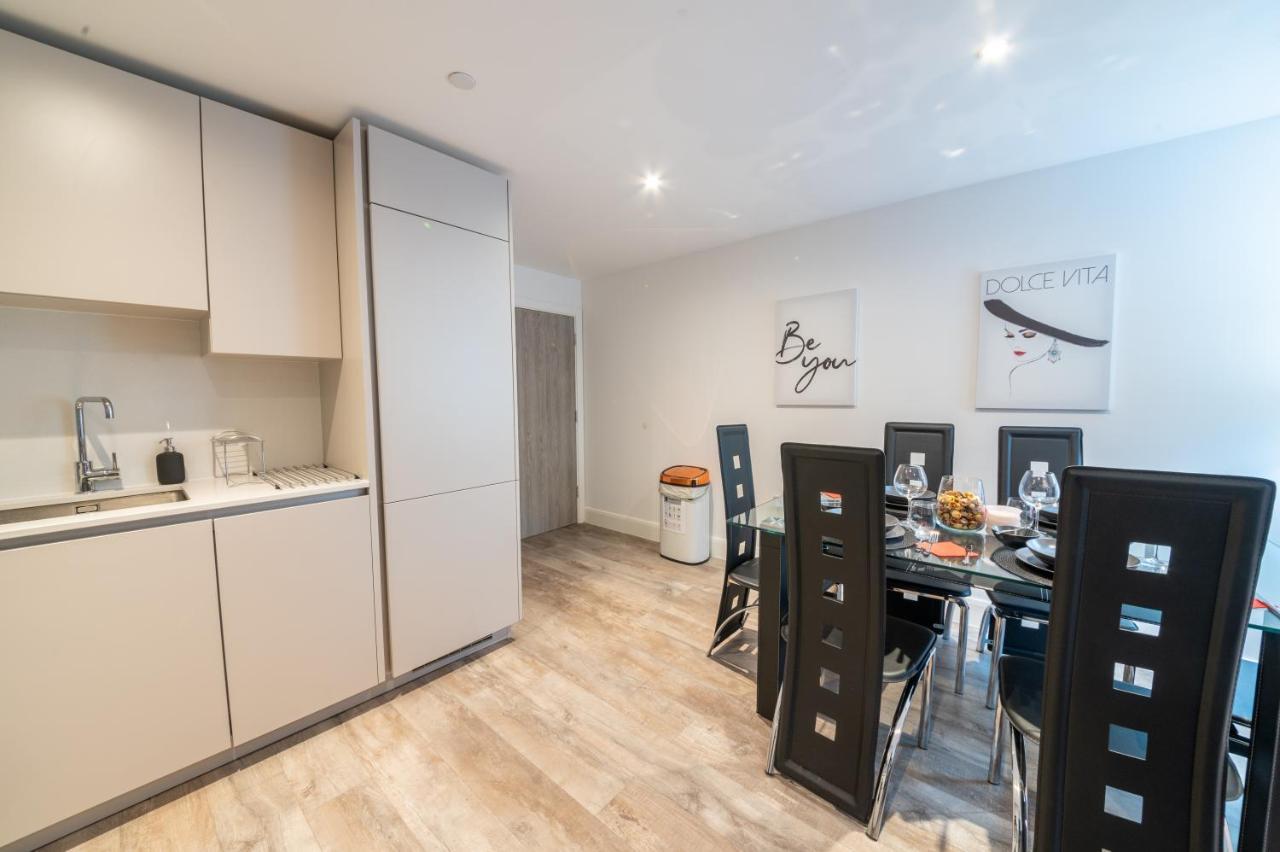 Apartment Lux 2 Bedrooms - 2 Bathrooms - F7 *