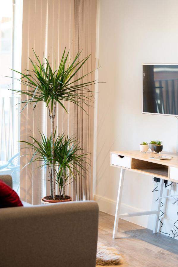 Lux 2 Bedrooms - 2 Bathrooms - F7 London