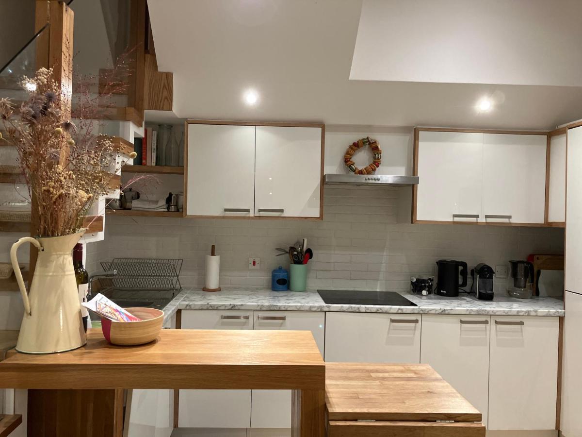 Luxury 3-bedroom Townhouse In Hackney Apartment London