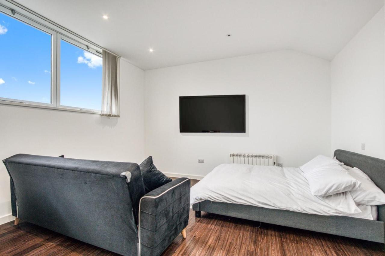 Stylish Studio By Heathrow Airport Leilighet London