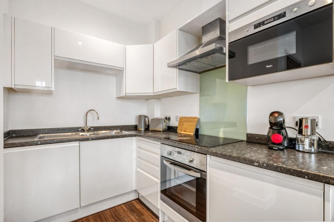 Fantastic 1 Bed By Heathrow Airport Apartment London