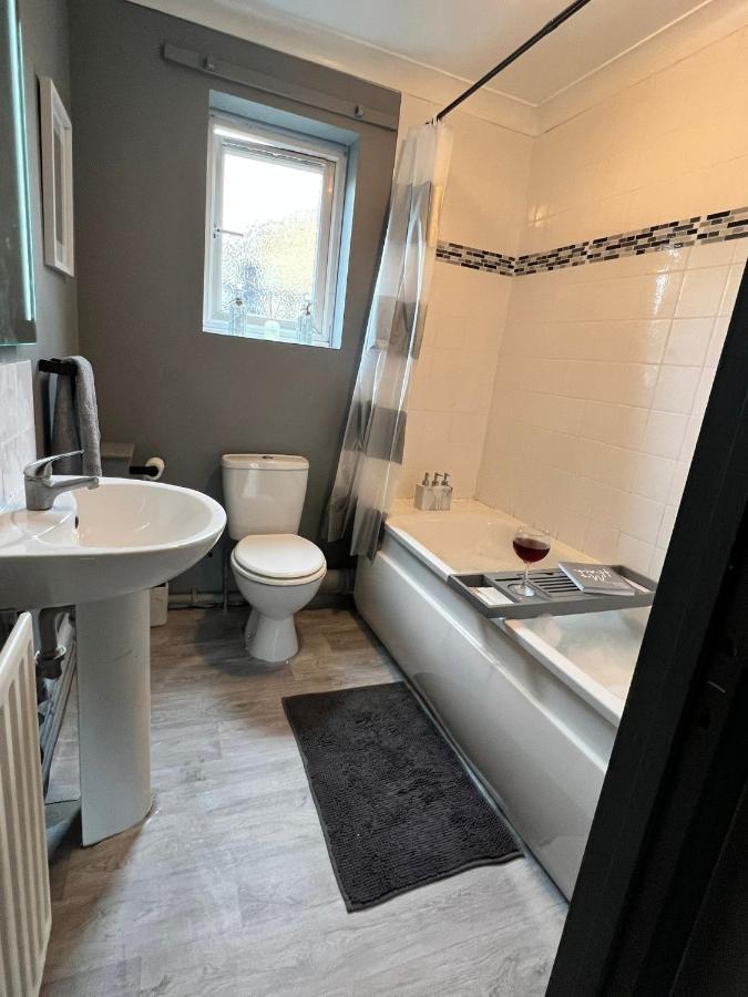 Appartement Lovely, Two Bedroom Central Location Londen