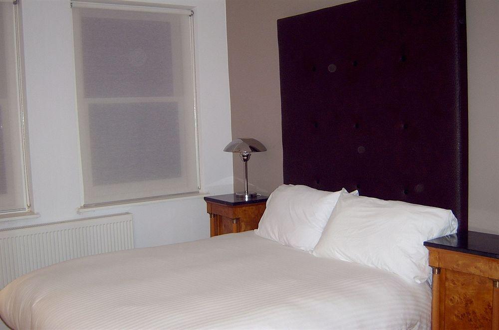 Nox - West Hampstead 3* London