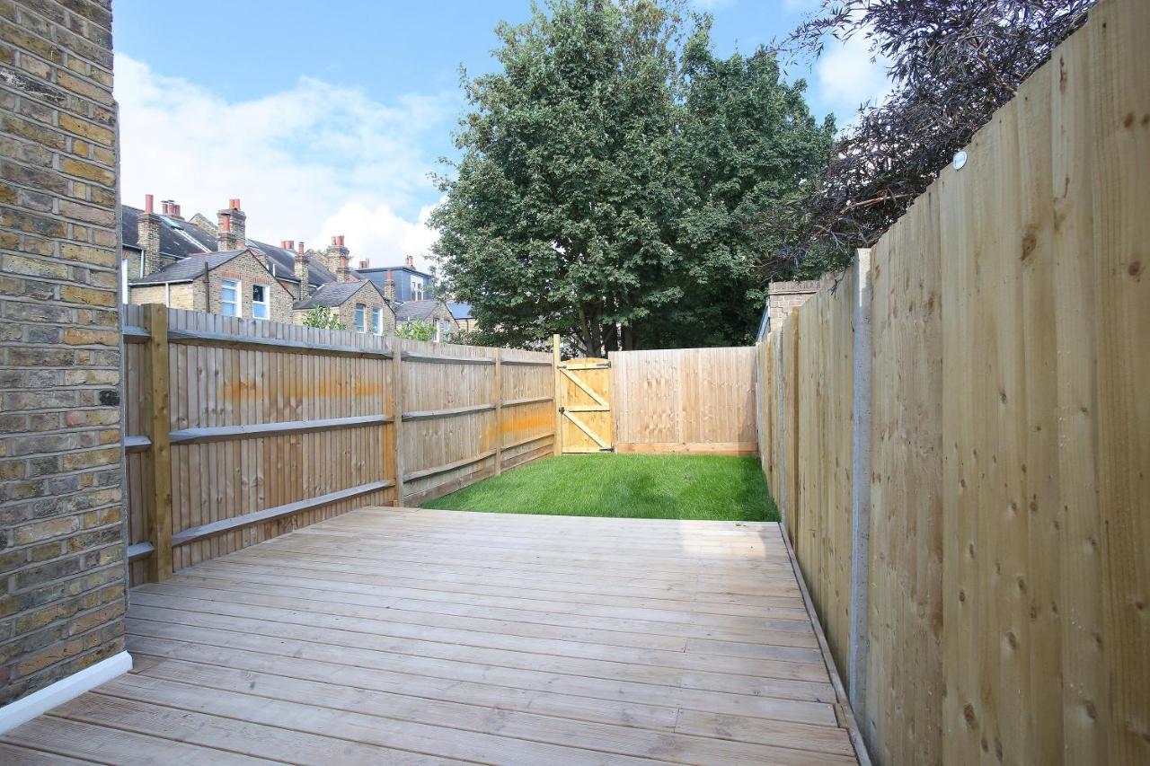 Luxury 5 Star - Parking, Garden, Nr Greater Metro Stations Londres