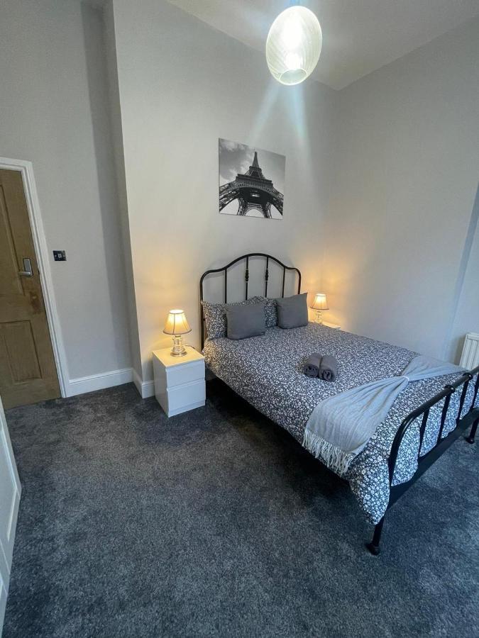 Pretty Flat 2 Double * London