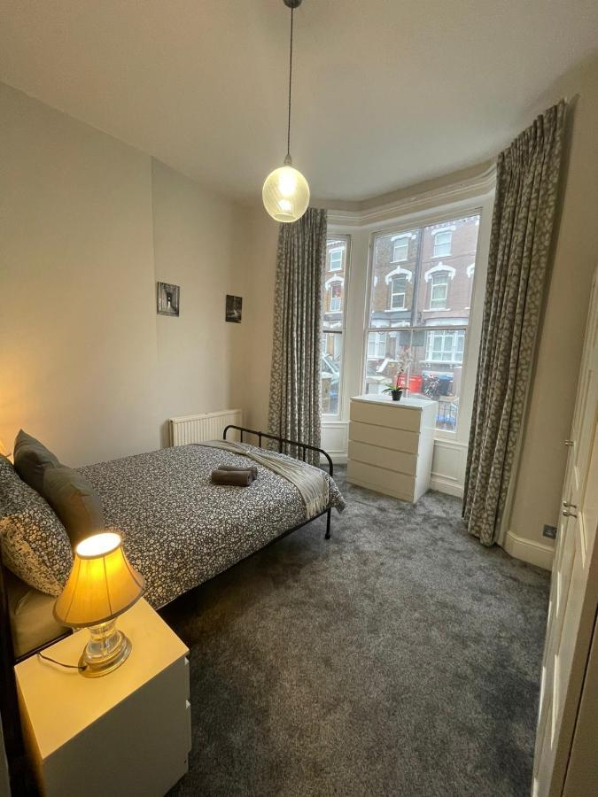 Pretty Flat 2 Double London