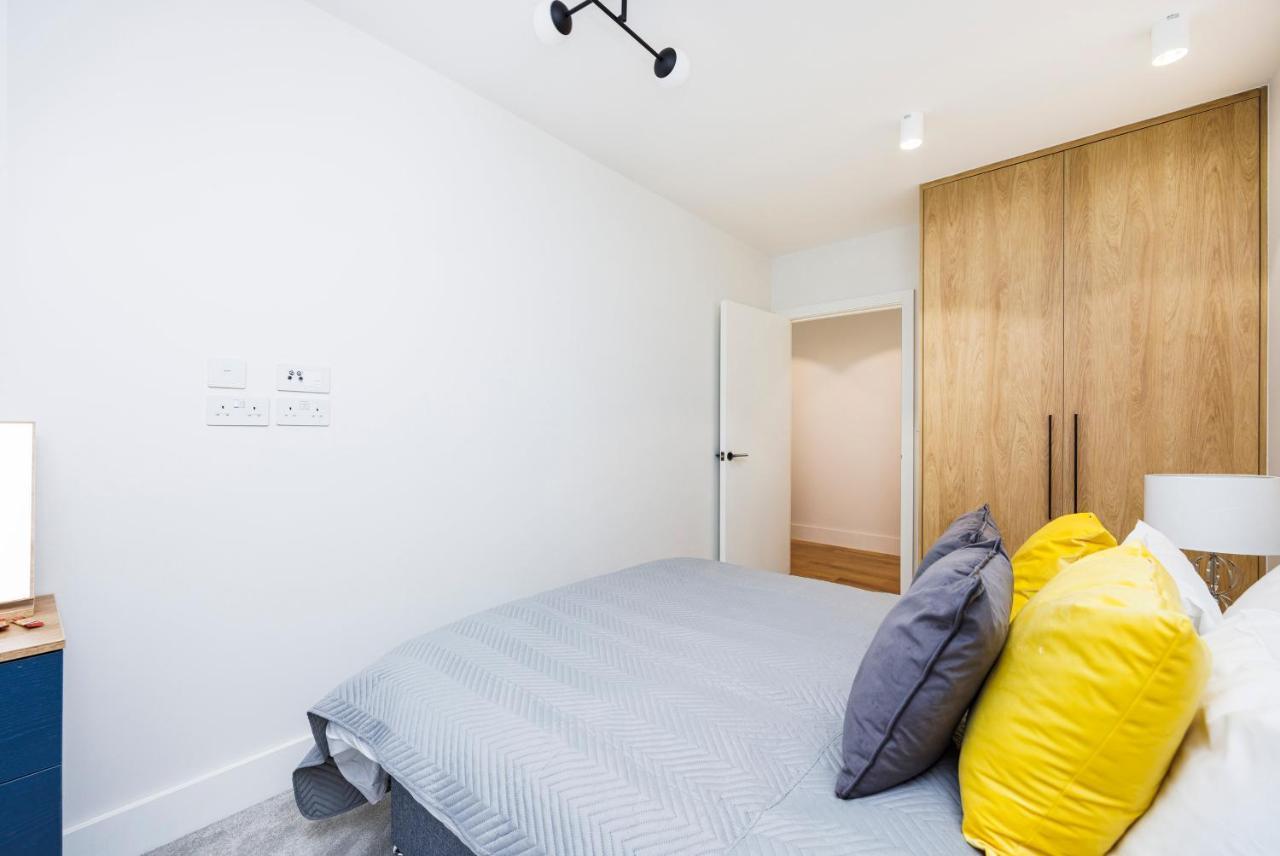 Luxury Spacious 2 Bed Apartment, - Sk Appartement Londen