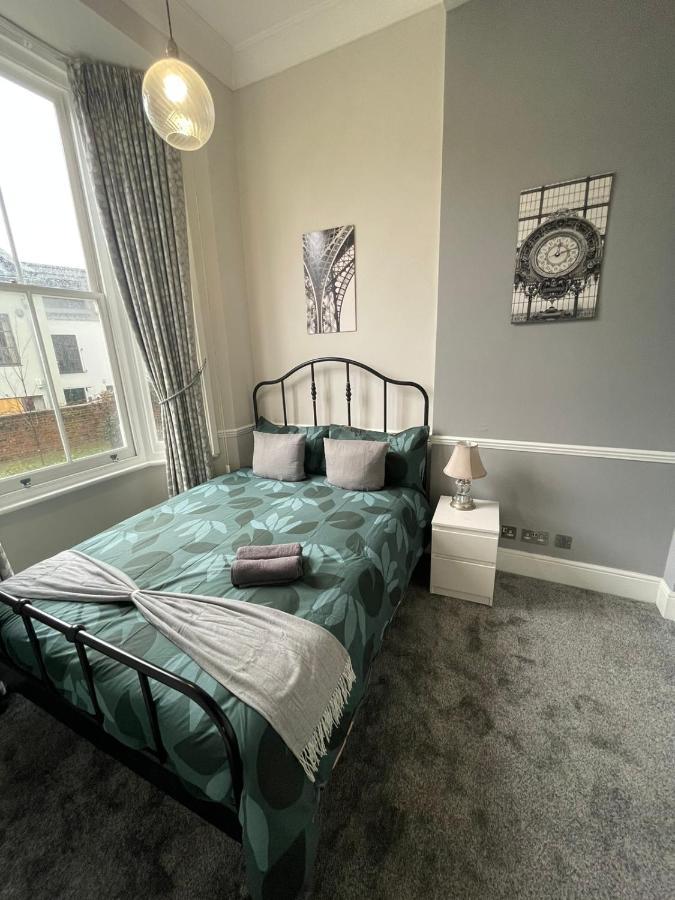 Pretty Flat 2 Double Apartment