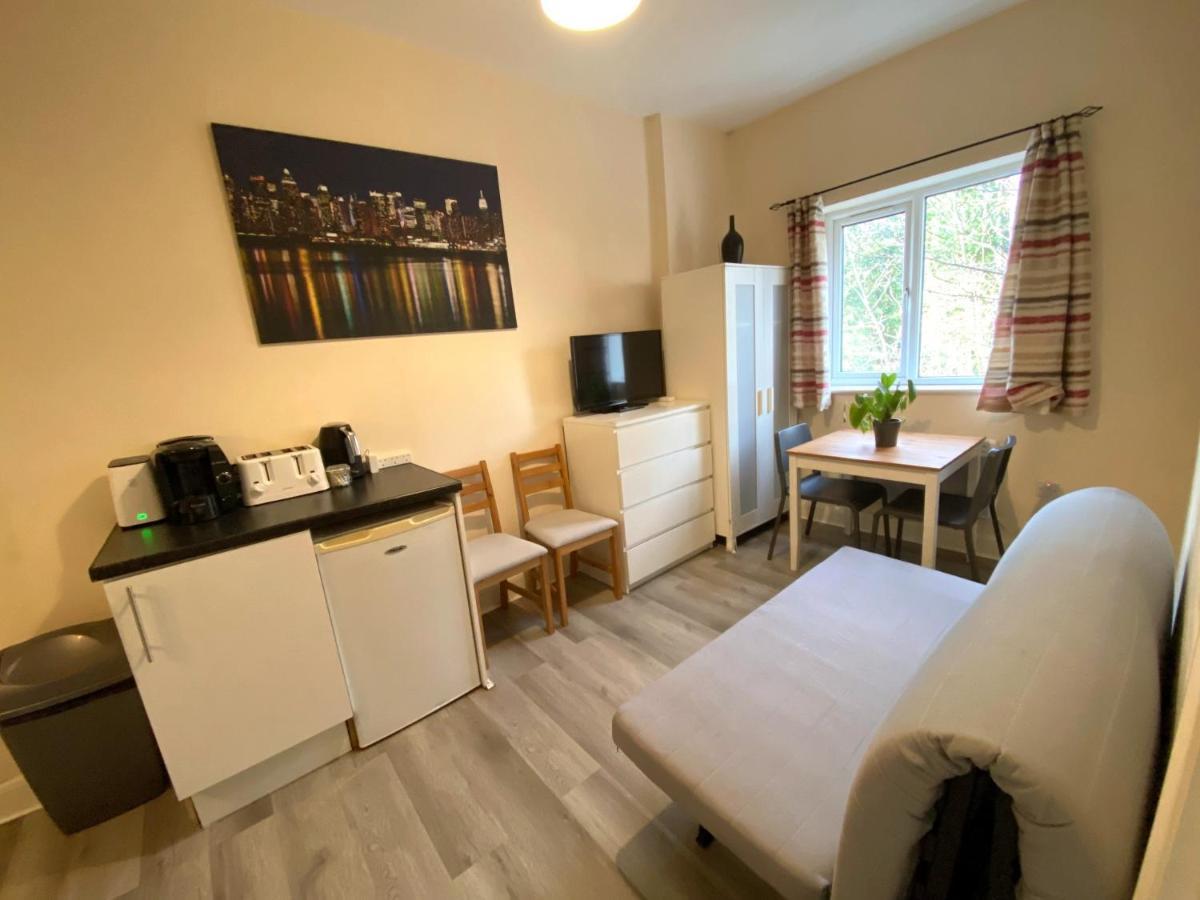 Lovely 1-bedroom Flat In *