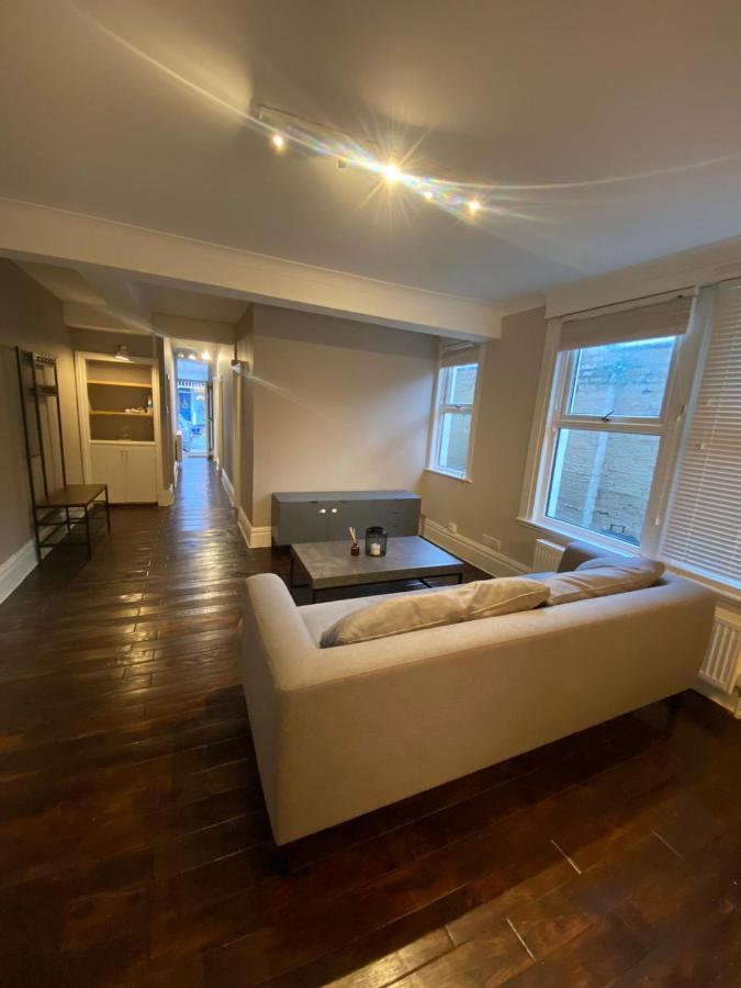 Spacious 2-bed * Londres