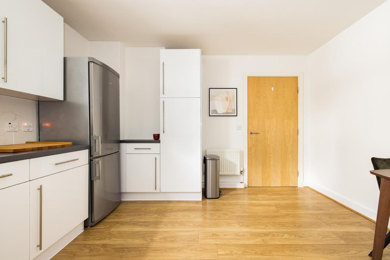 The Hackney Escape - Glamorous 3bdr Flat * London